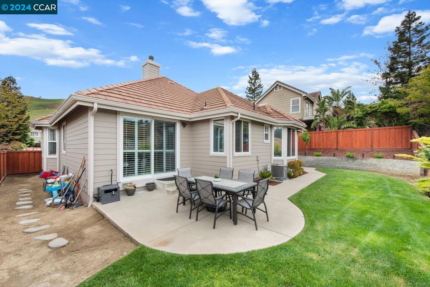 6022 Golden Eagle Way