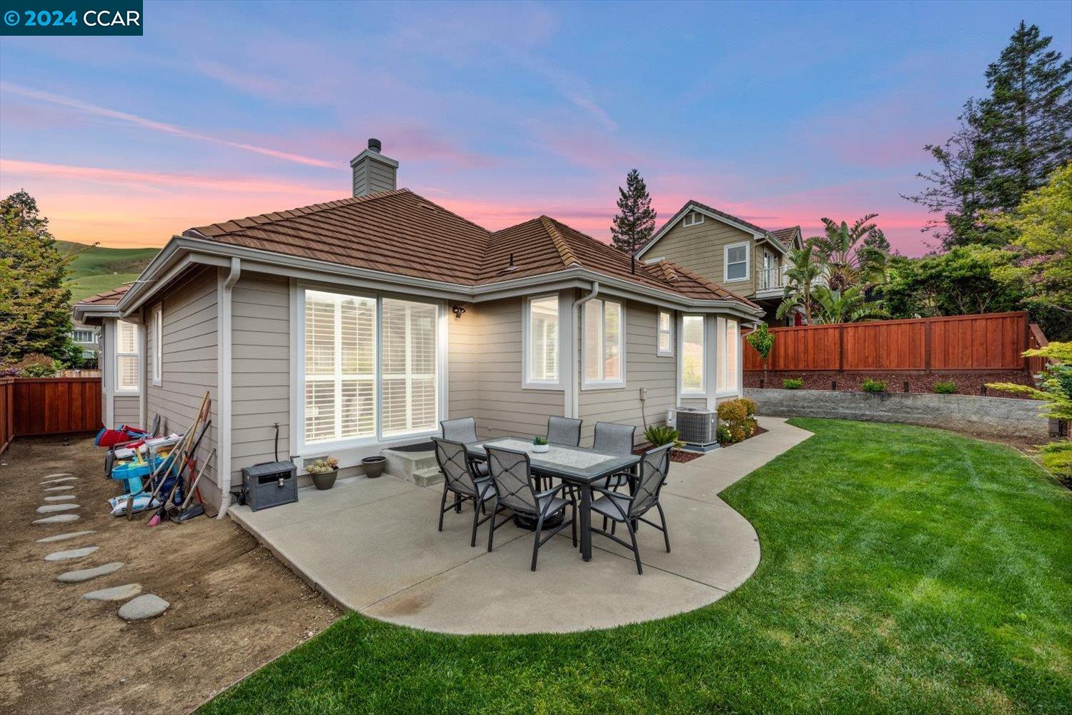 6022 Golden Eagle Way