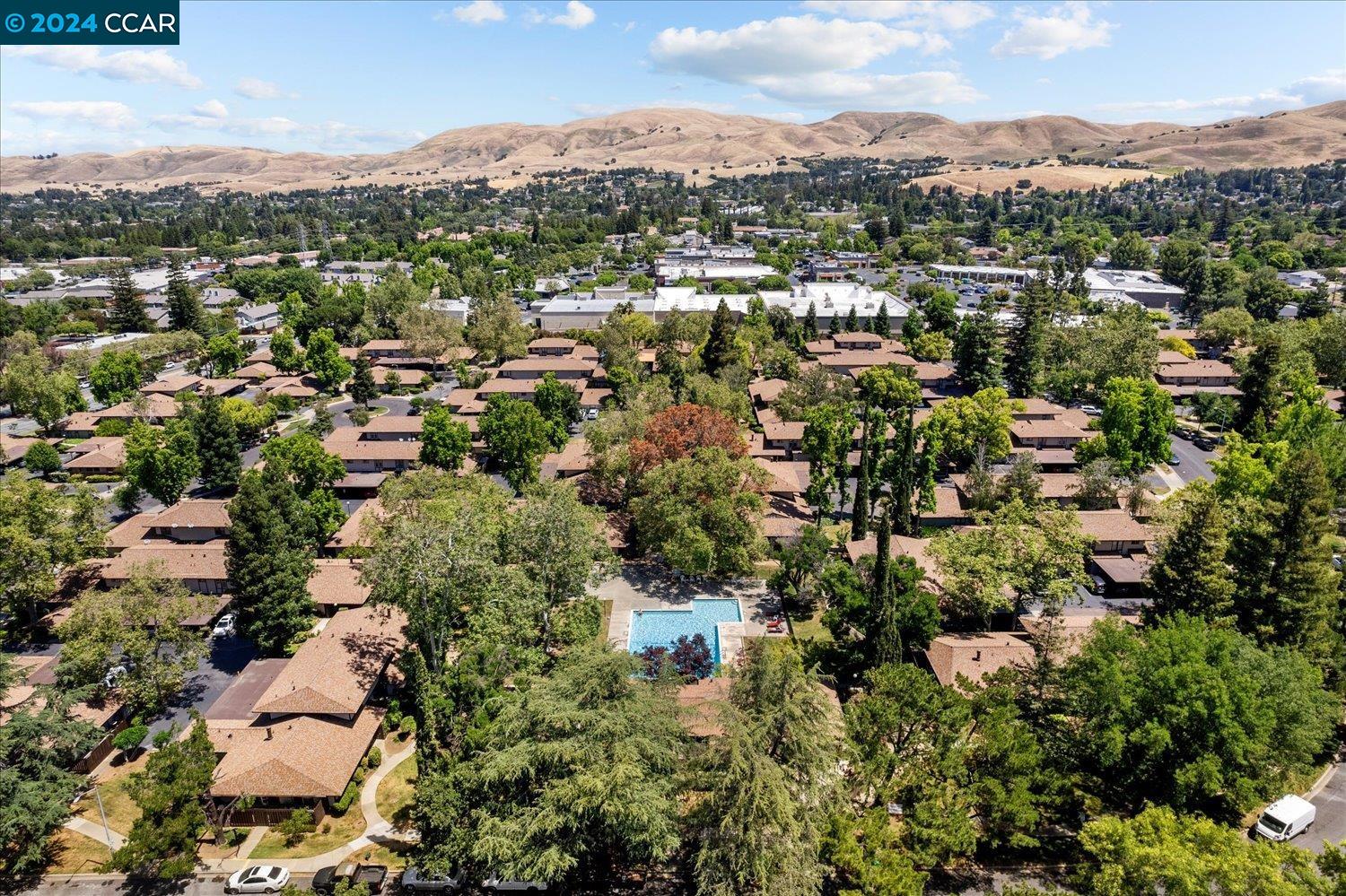 5458 Roundtree Dr # B