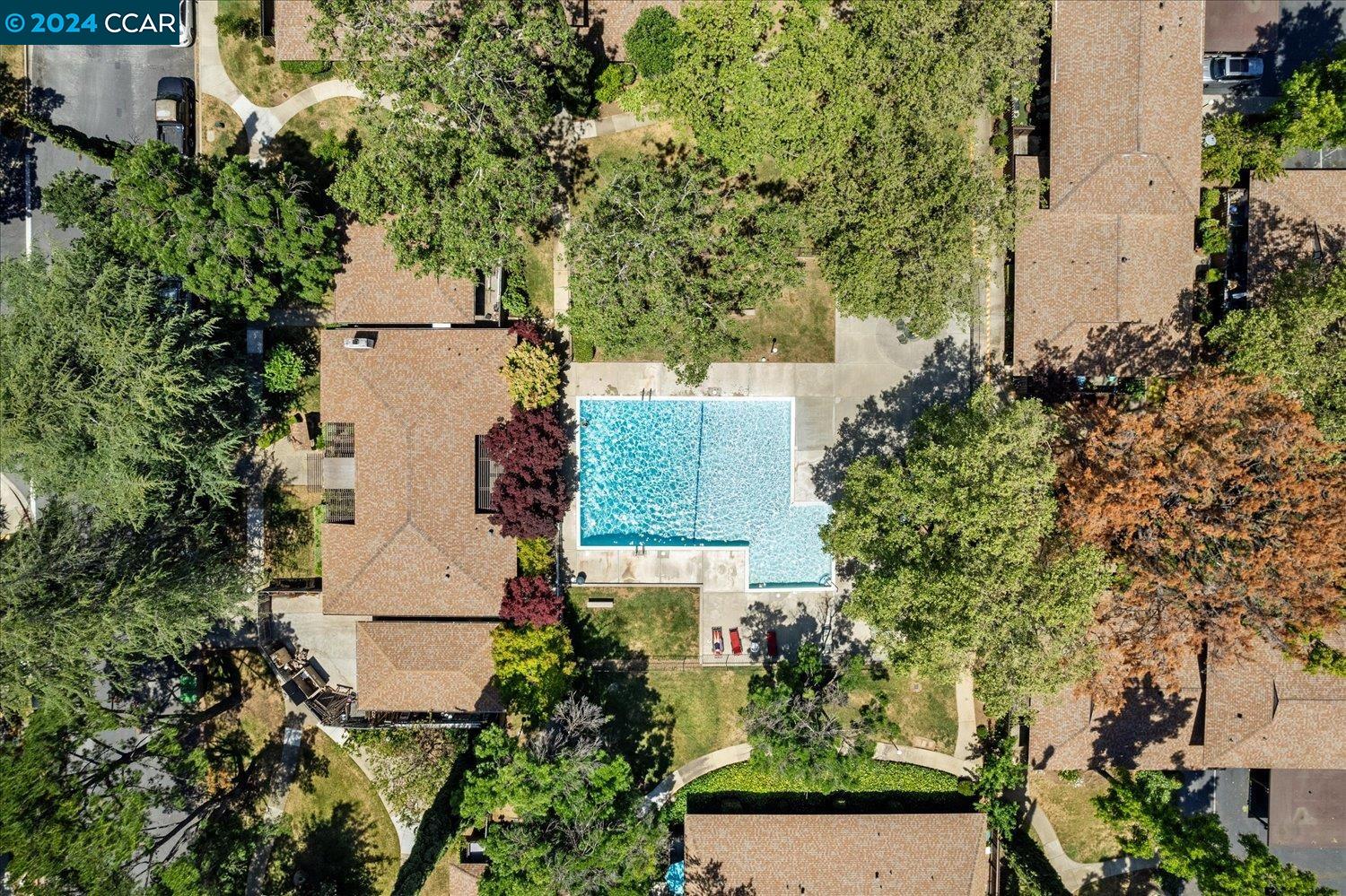 5458 Roundtree Dr # B