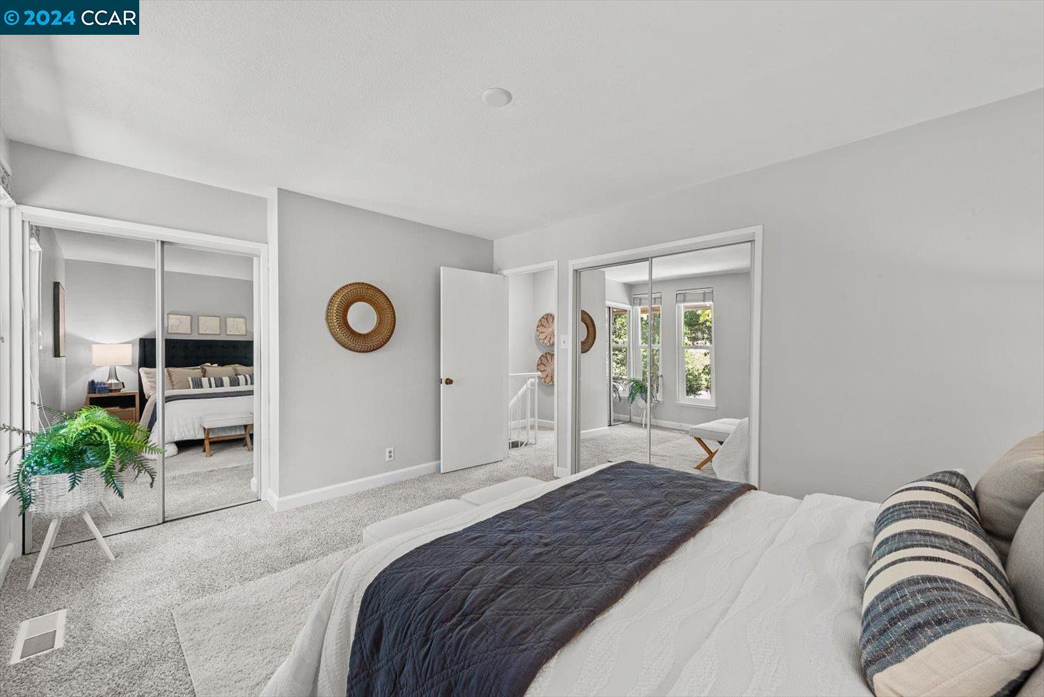 5458 Roundtree Dr # B