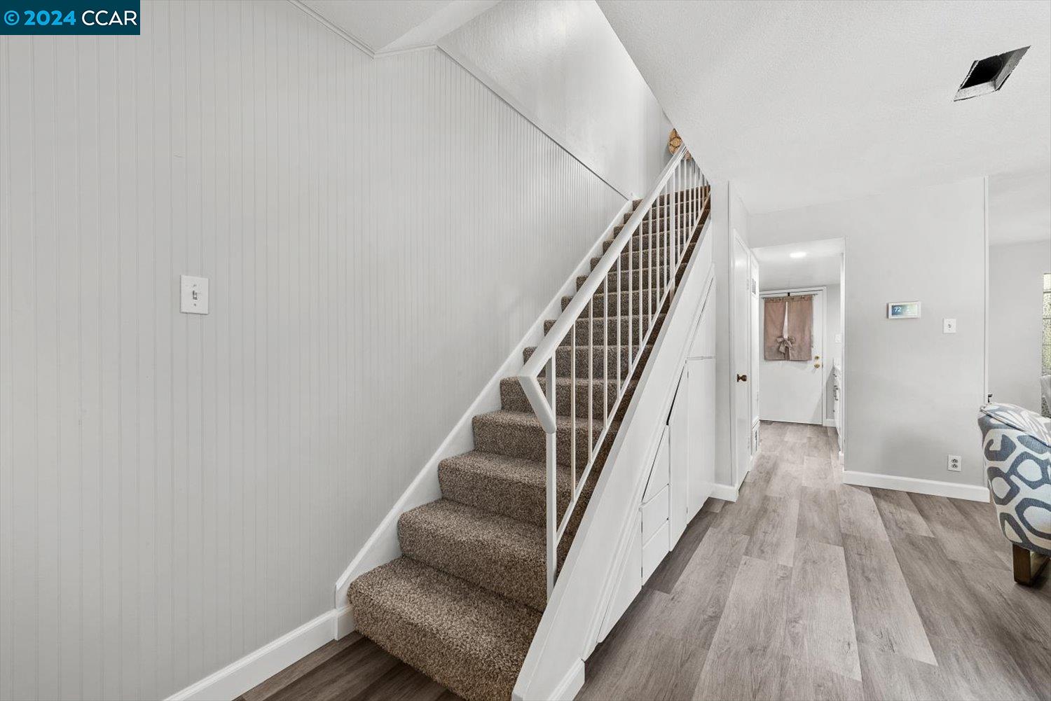 5458 Roundtree Dr # B