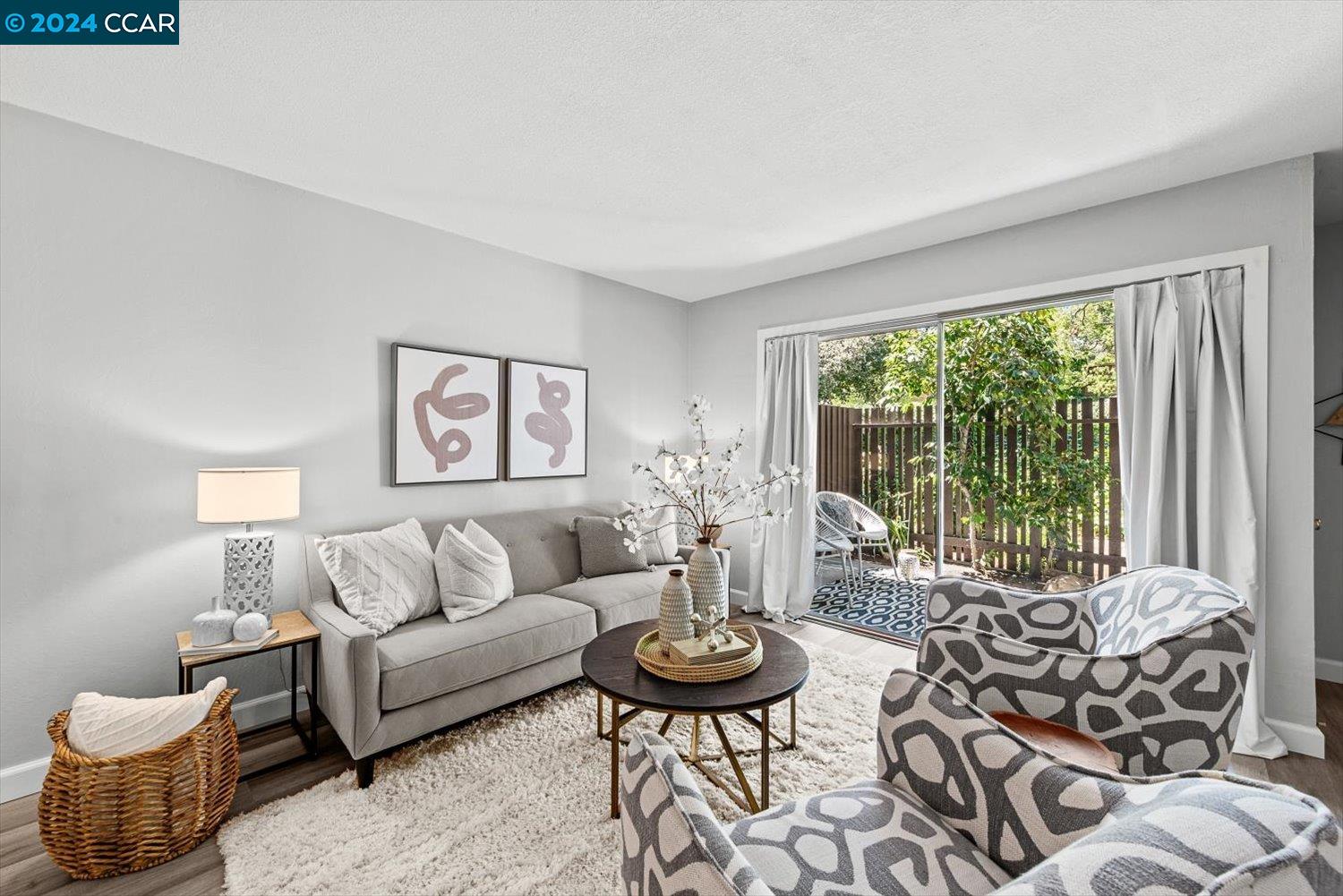 5458 Roundtree Dr # B