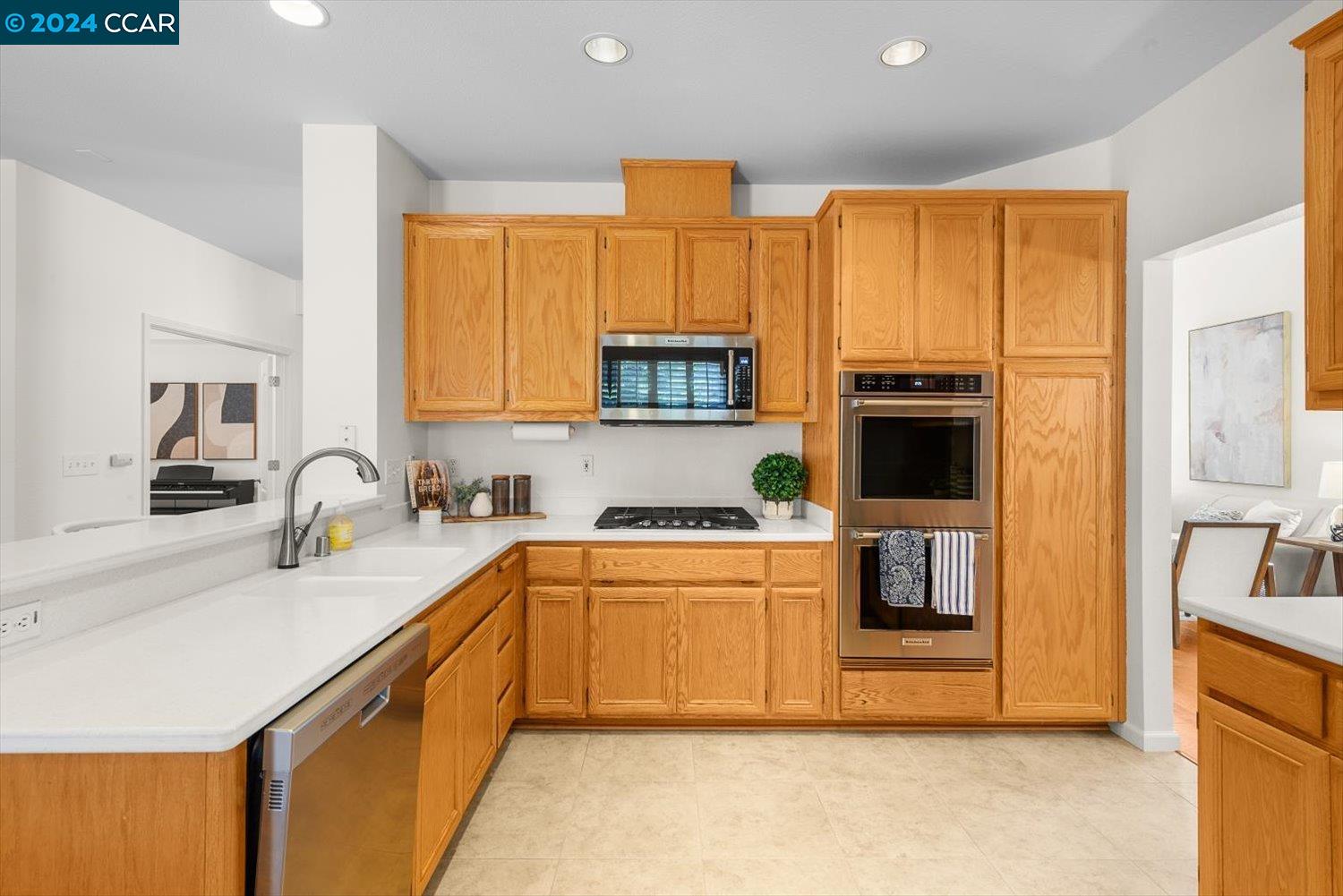 3090 Windmill Canyon Dr