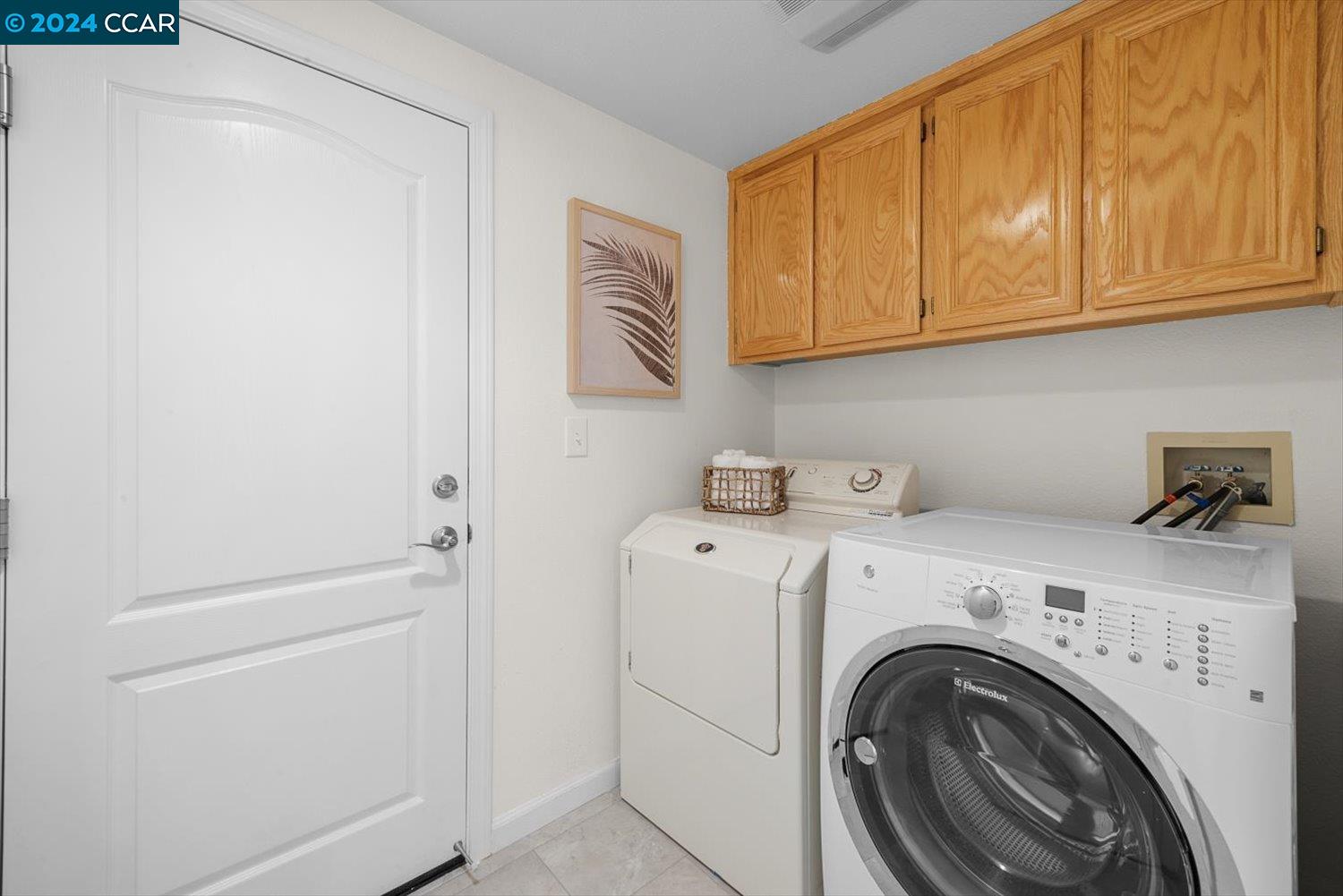 3090 Windmill Canyon Dr