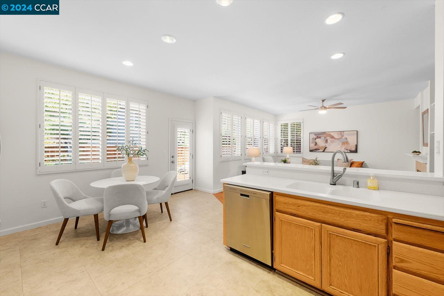 3090 Windmill Canyon Dr