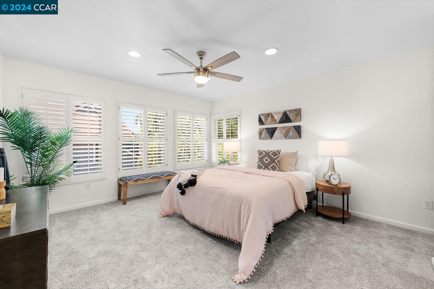 3090 Windmill Canyon Dr