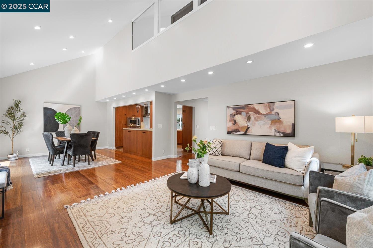 3118 Hambletonian Ln