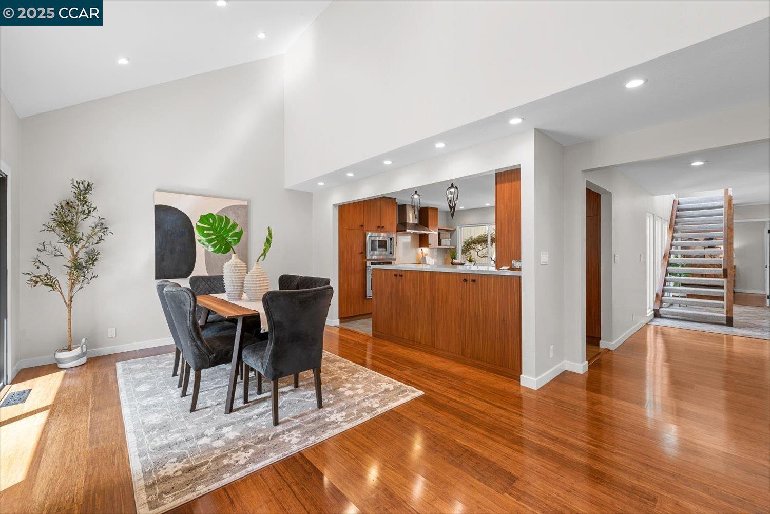 3118 Hambletonian Ln