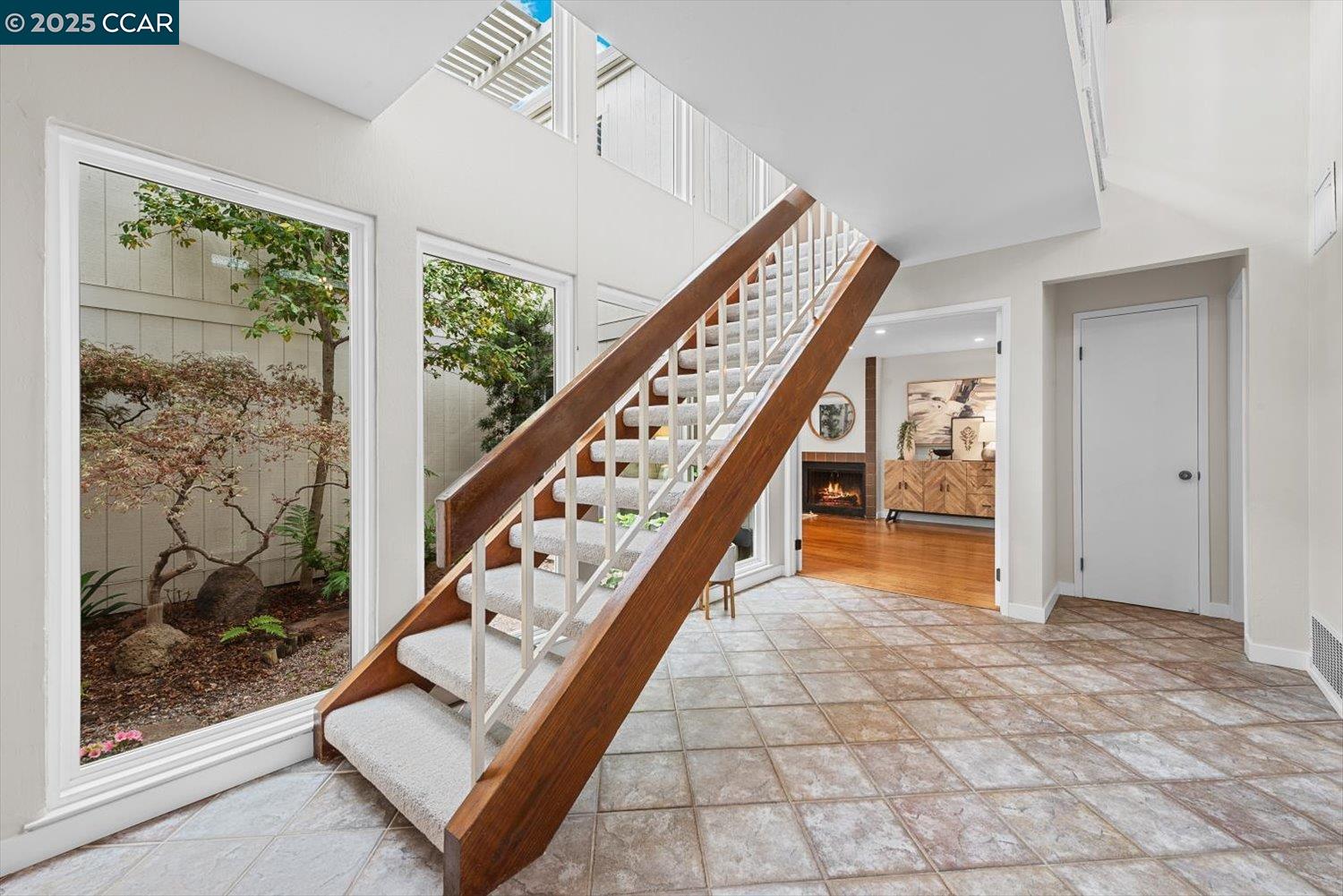 3118 Hambletonian Ln