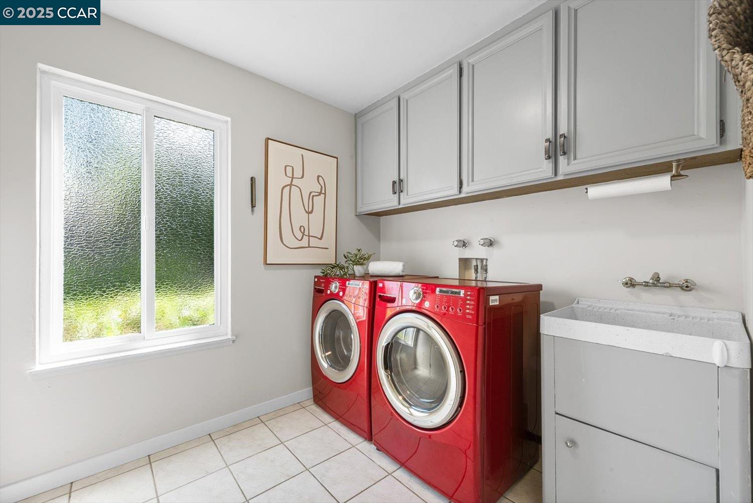 3118 Hambletonian Ln