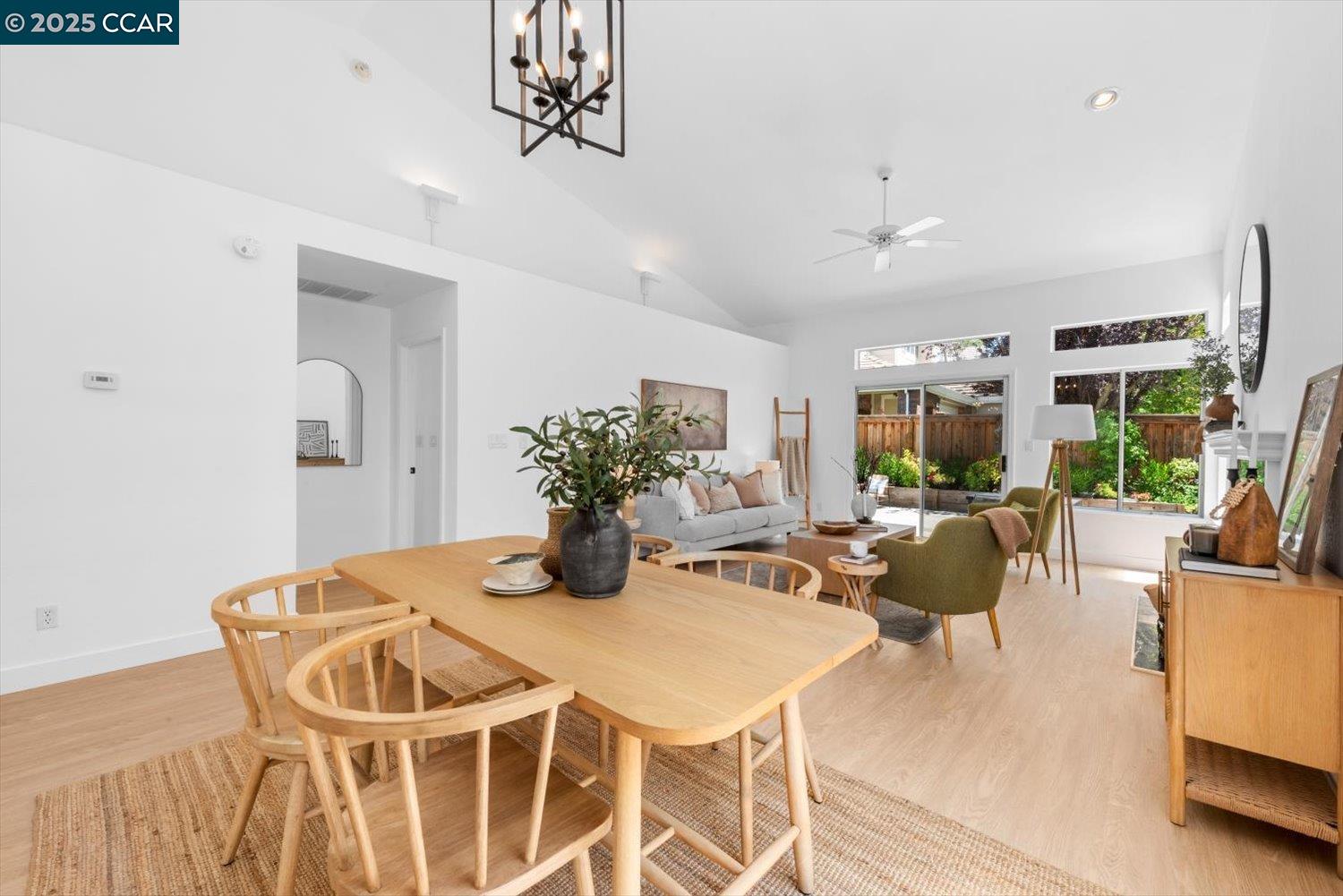 1731 Indian Wells Way