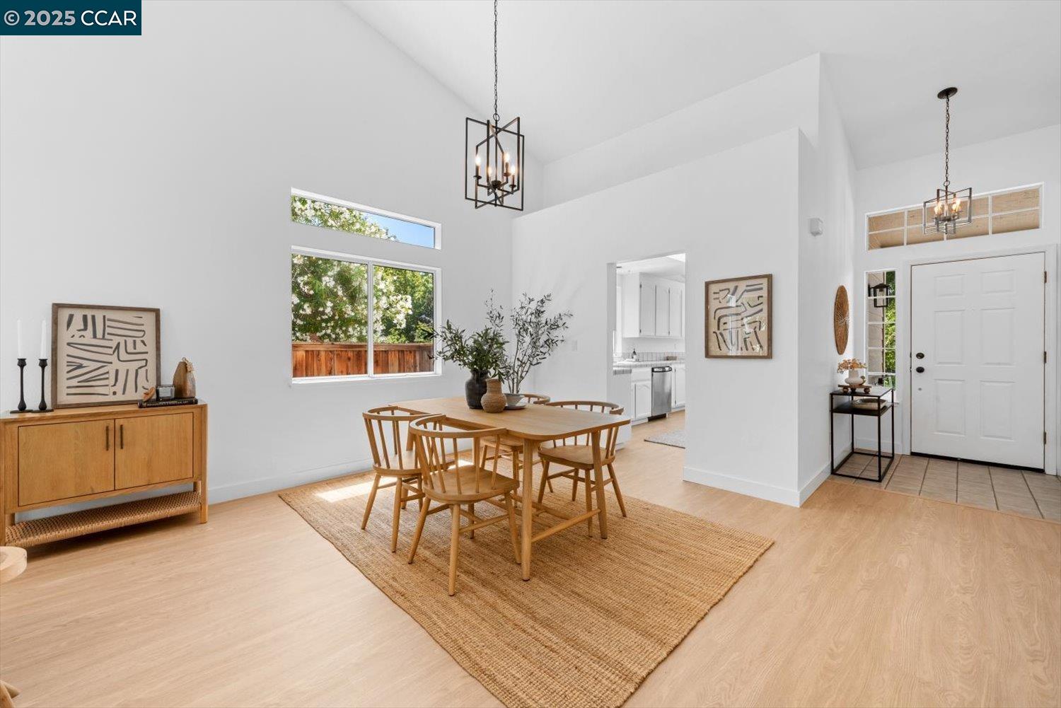 1731 Indian Wells Way