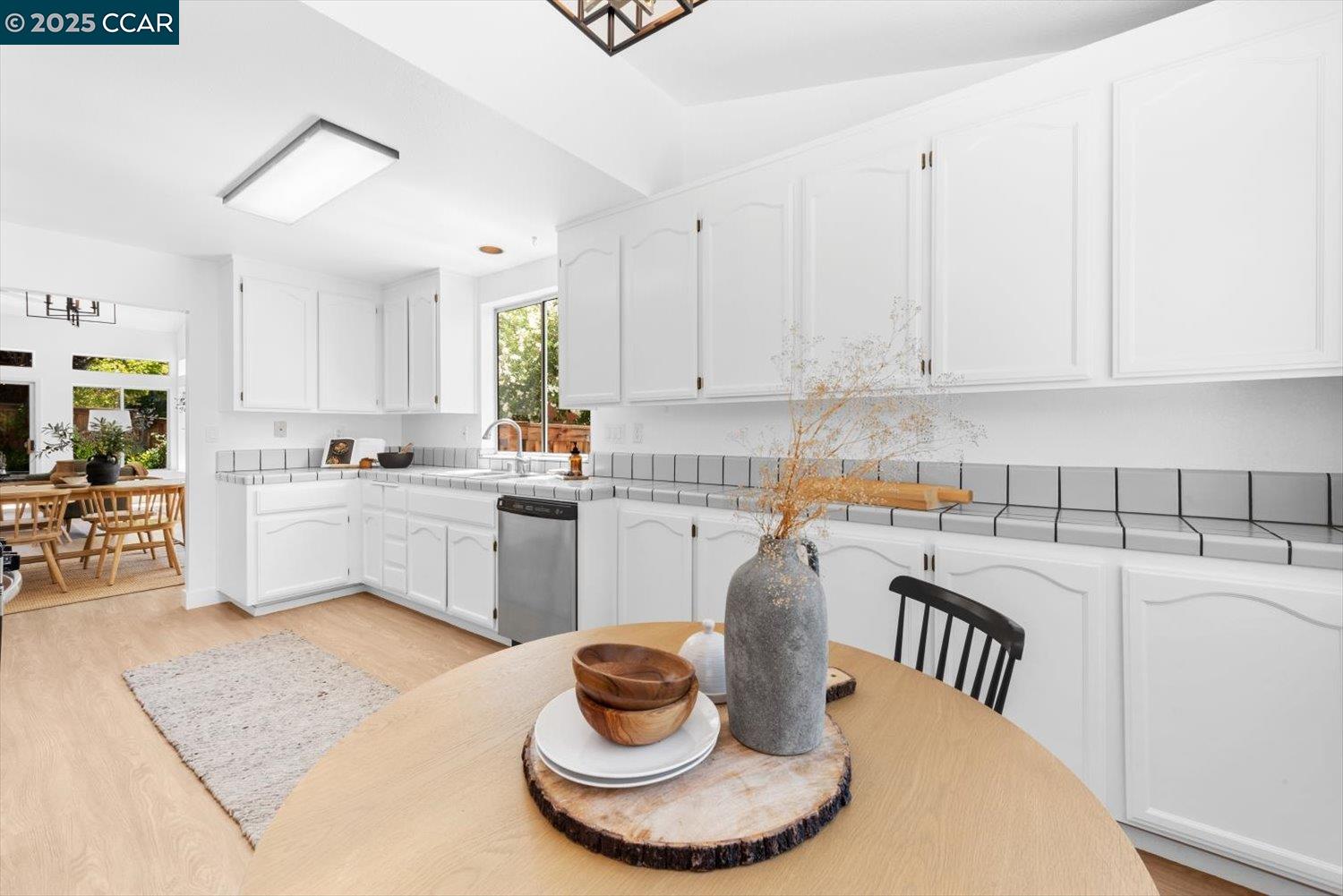 1731 Indian Wells Way