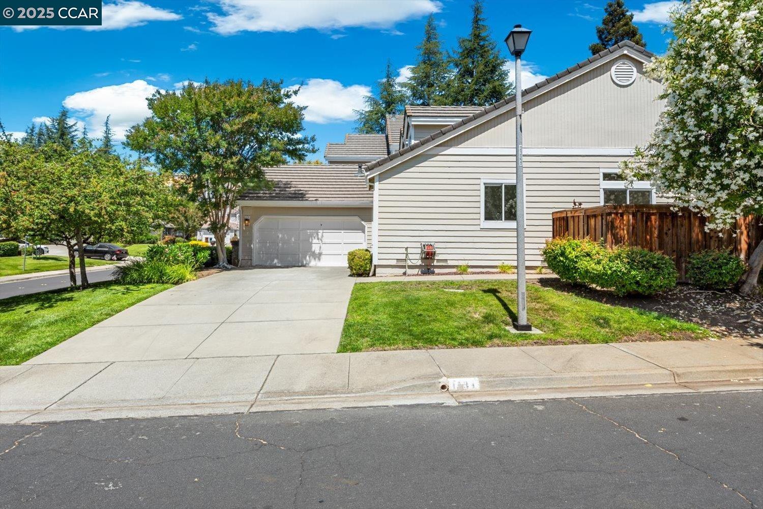 1731 Indian Wells Way