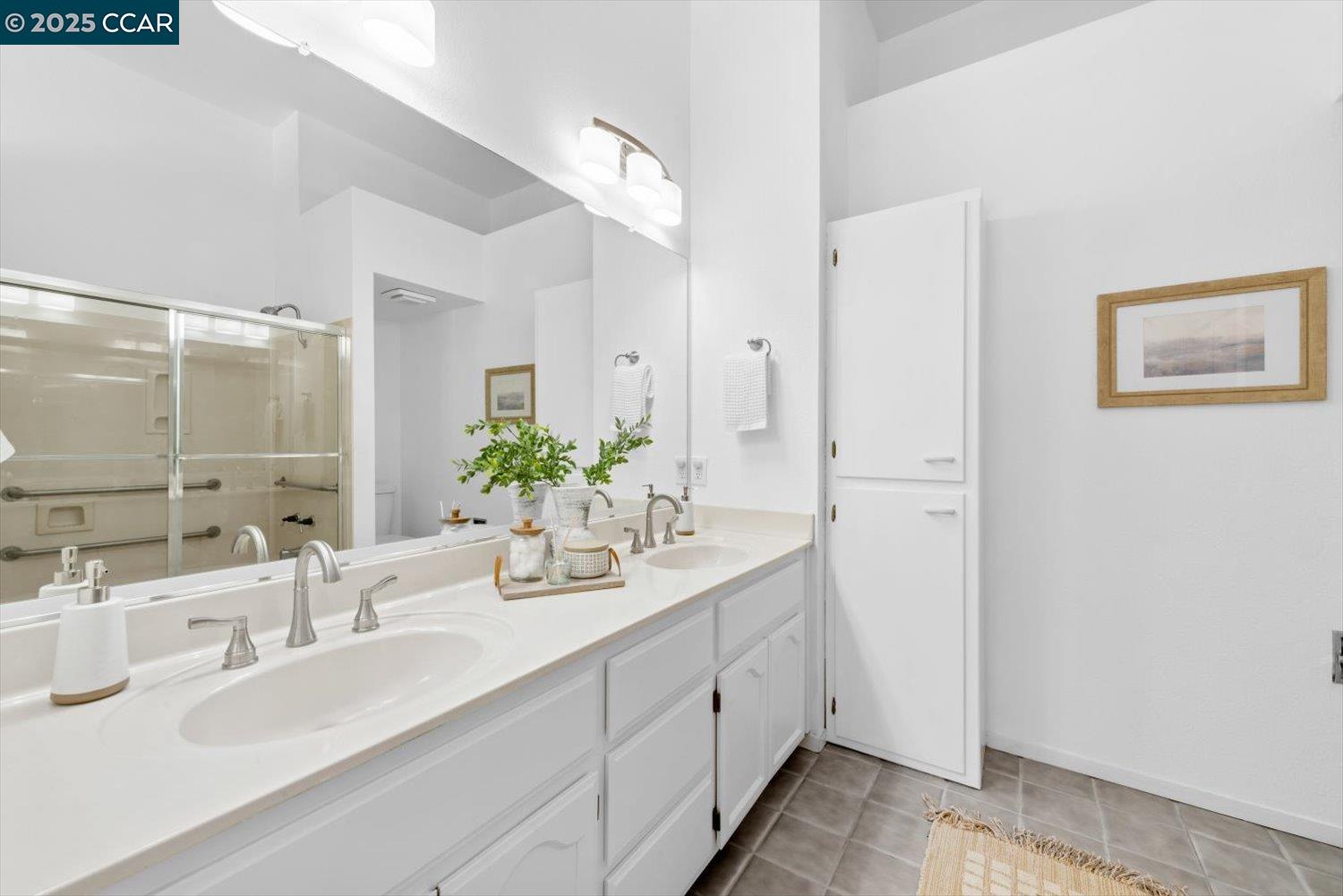 1731 Indian Wells Way