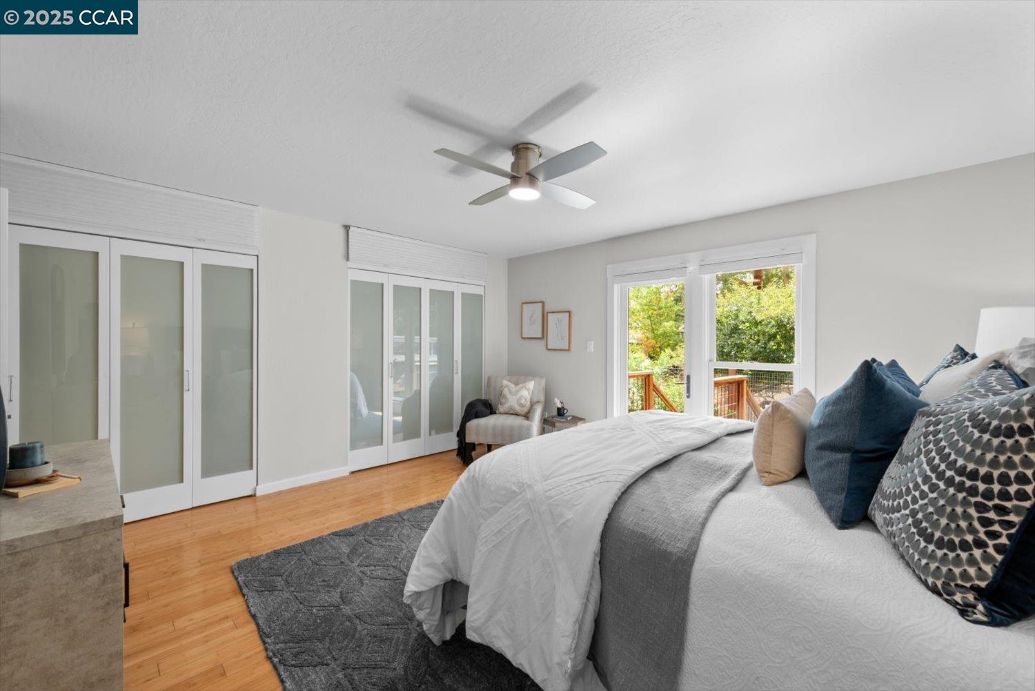 3158 Hambletonian Ln