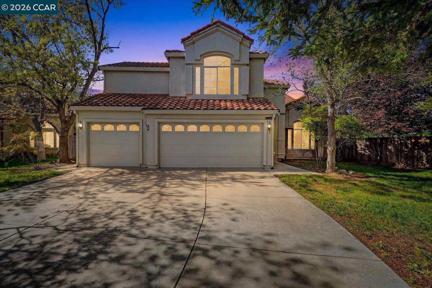 1269 Lagoon Ct