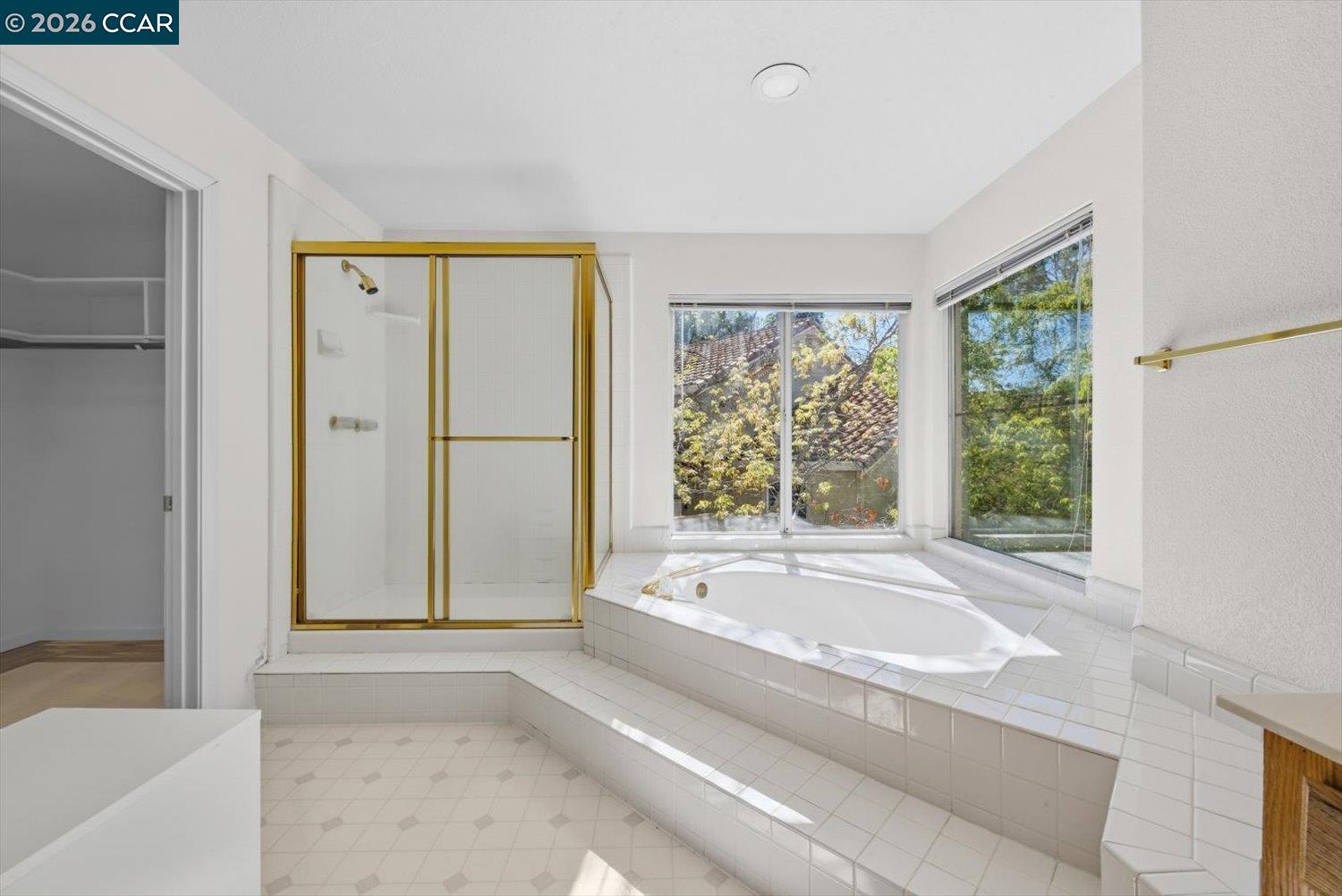 1269 Lagoon Ct