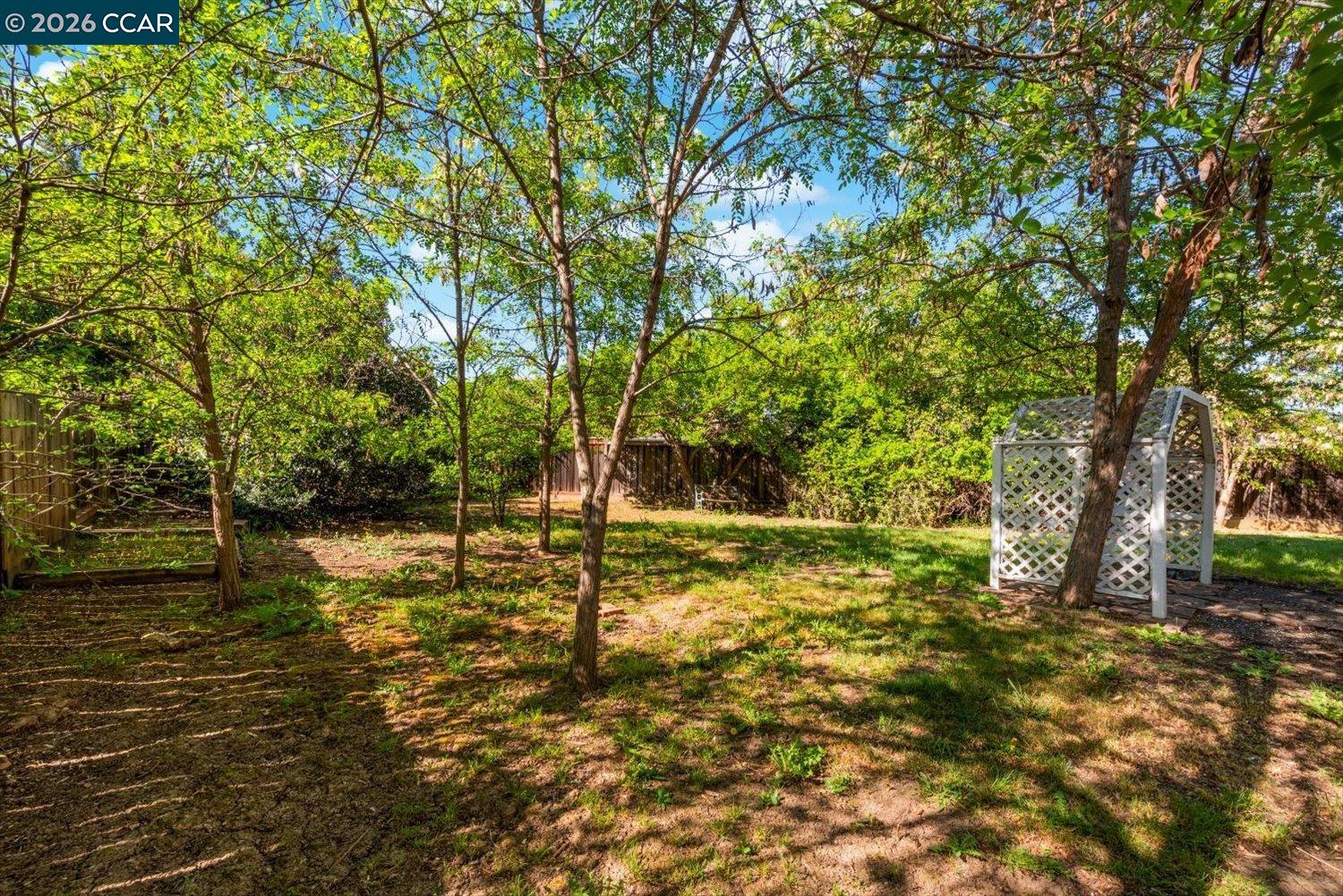 1269 Lagoon Ct