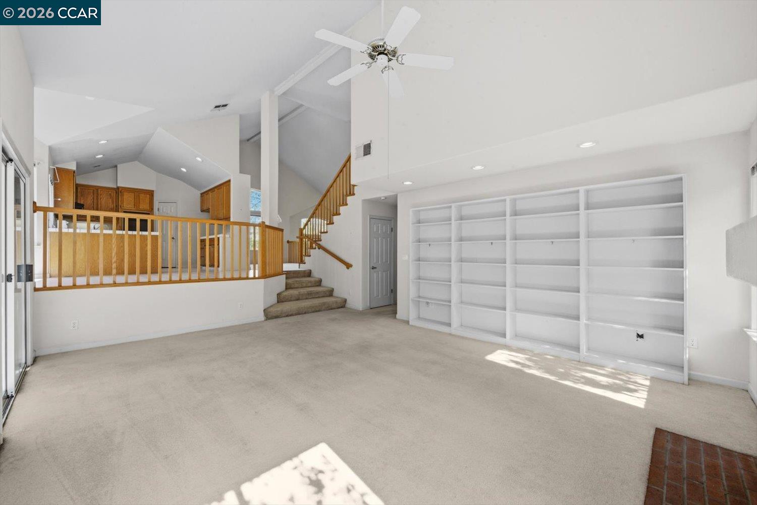 1269 Lagoon Ct