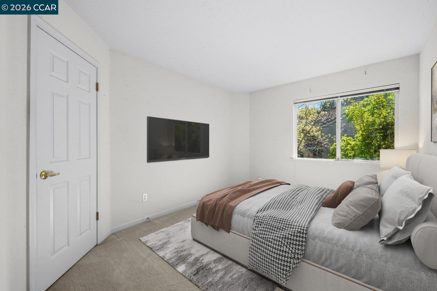 1269 Lagoon Ct