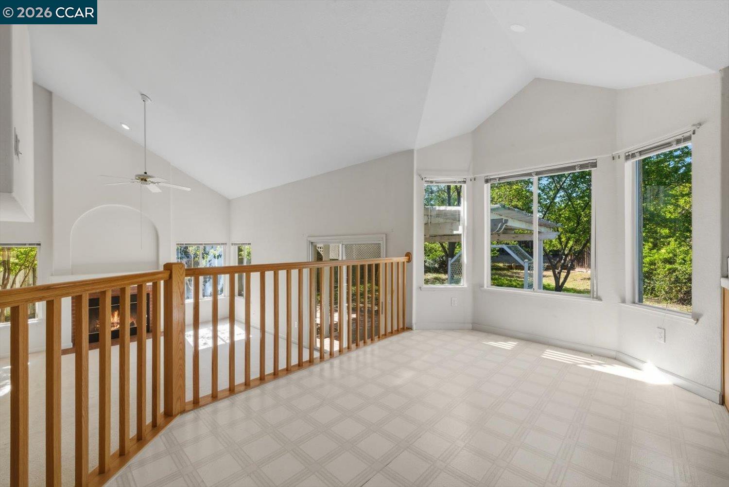 1269 Lagoon Ct