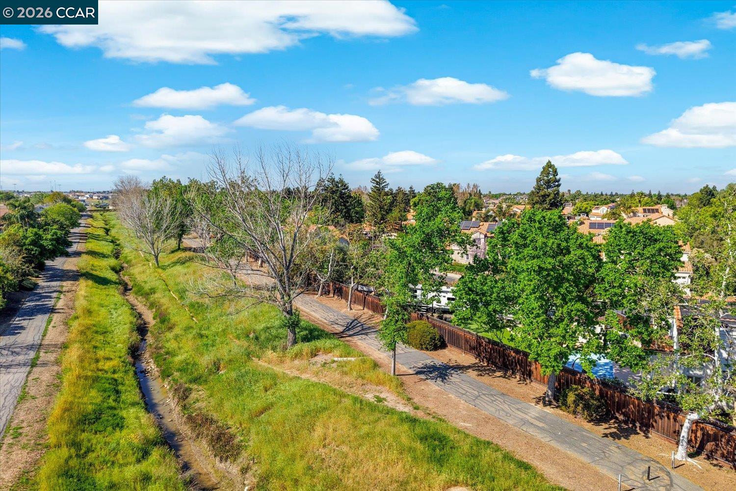 1269 Lagoon Ct