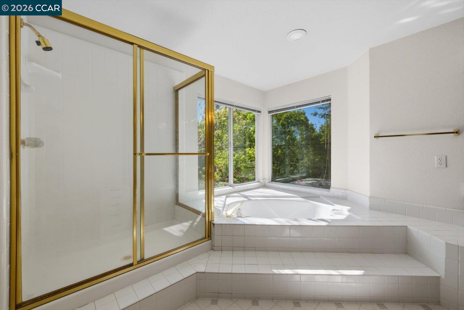 1269 Lagoon Ct