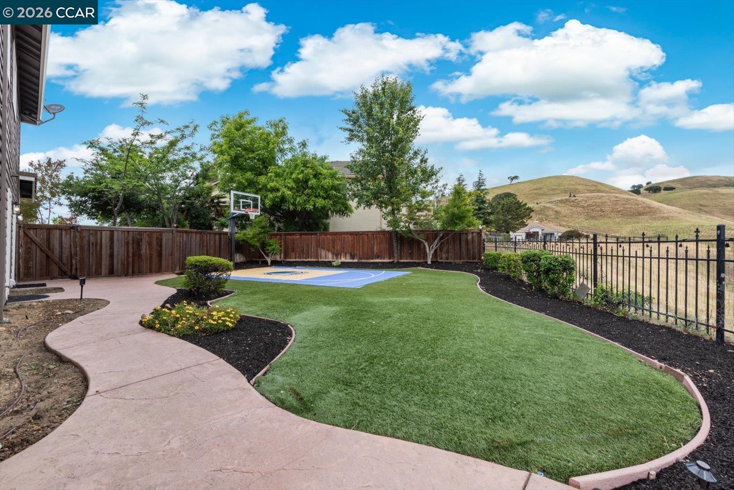 9013 Elk Dr