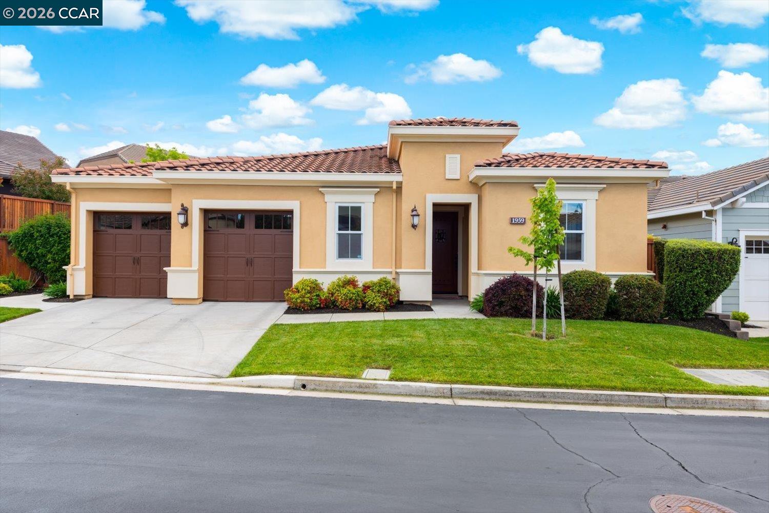 1959 Sacred Mountain Ln