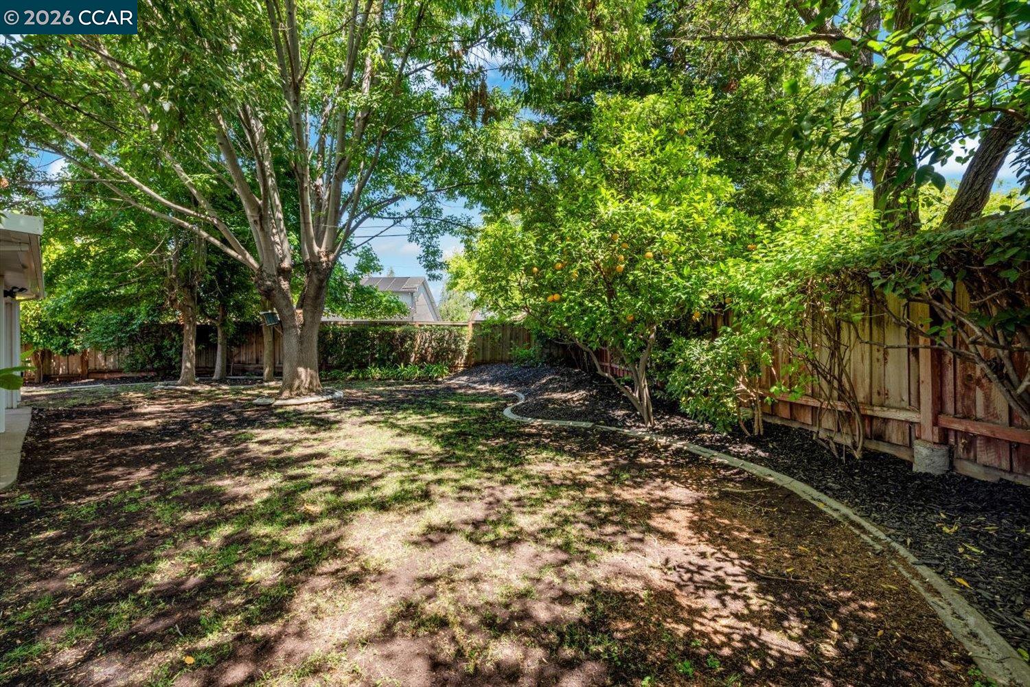 1642 Carriage Dr