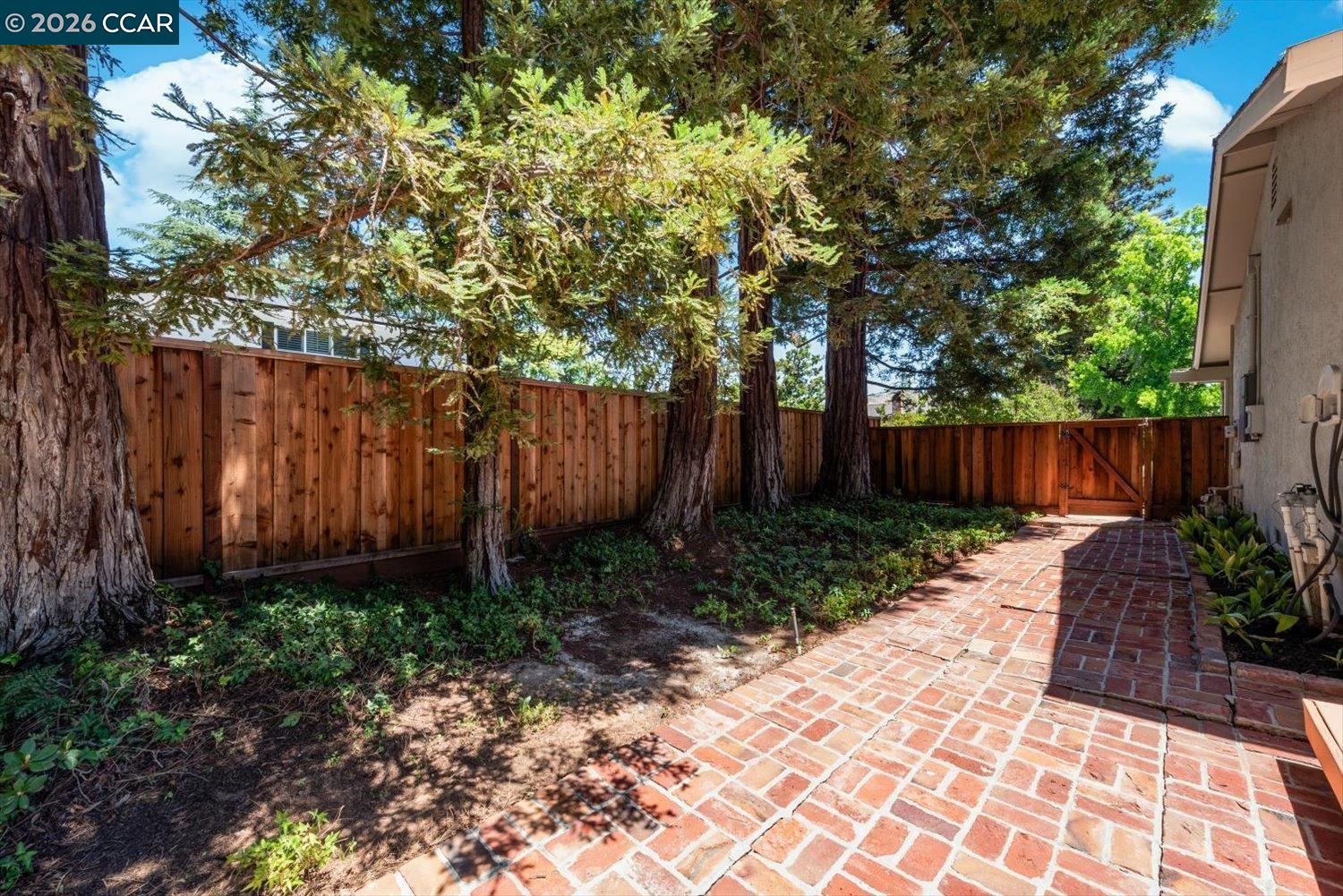 256 Mountaire Cir