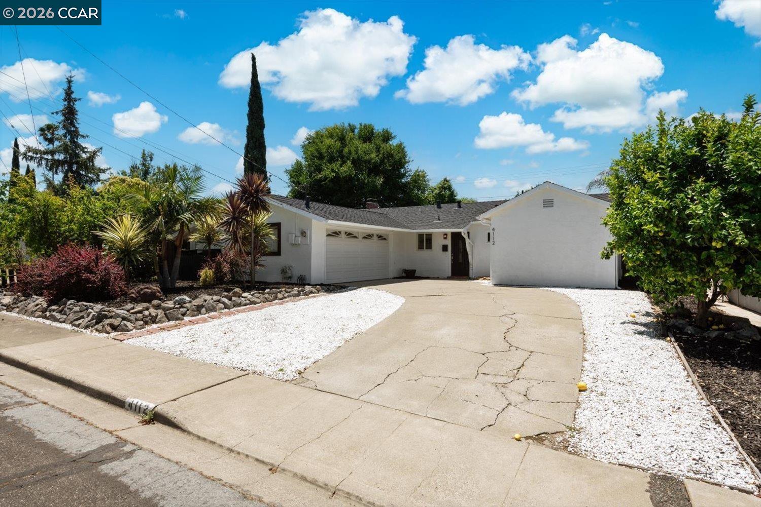 4112 Churchill Dr