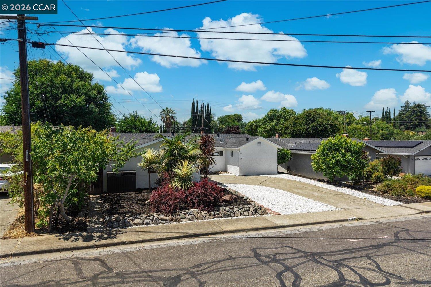 4112 Churchill Dr