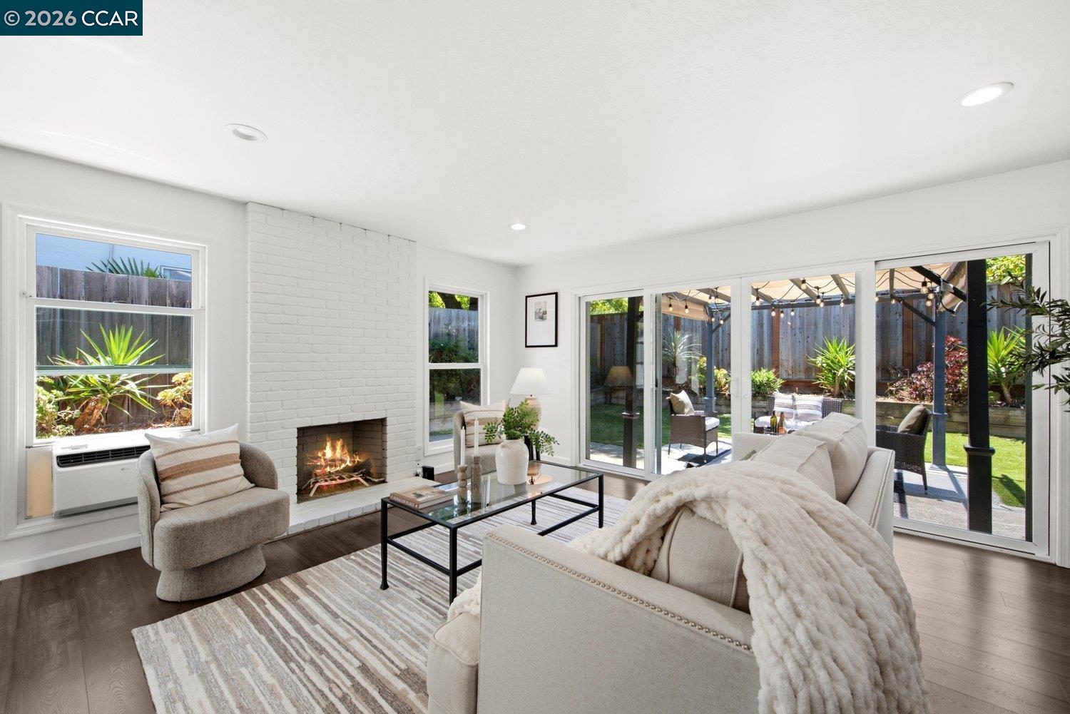 4112 Churchill Dr