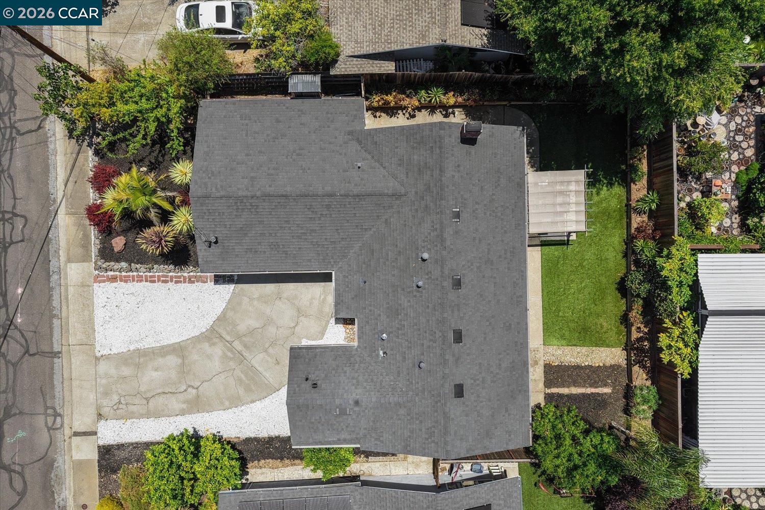 4112 Churchill Dr