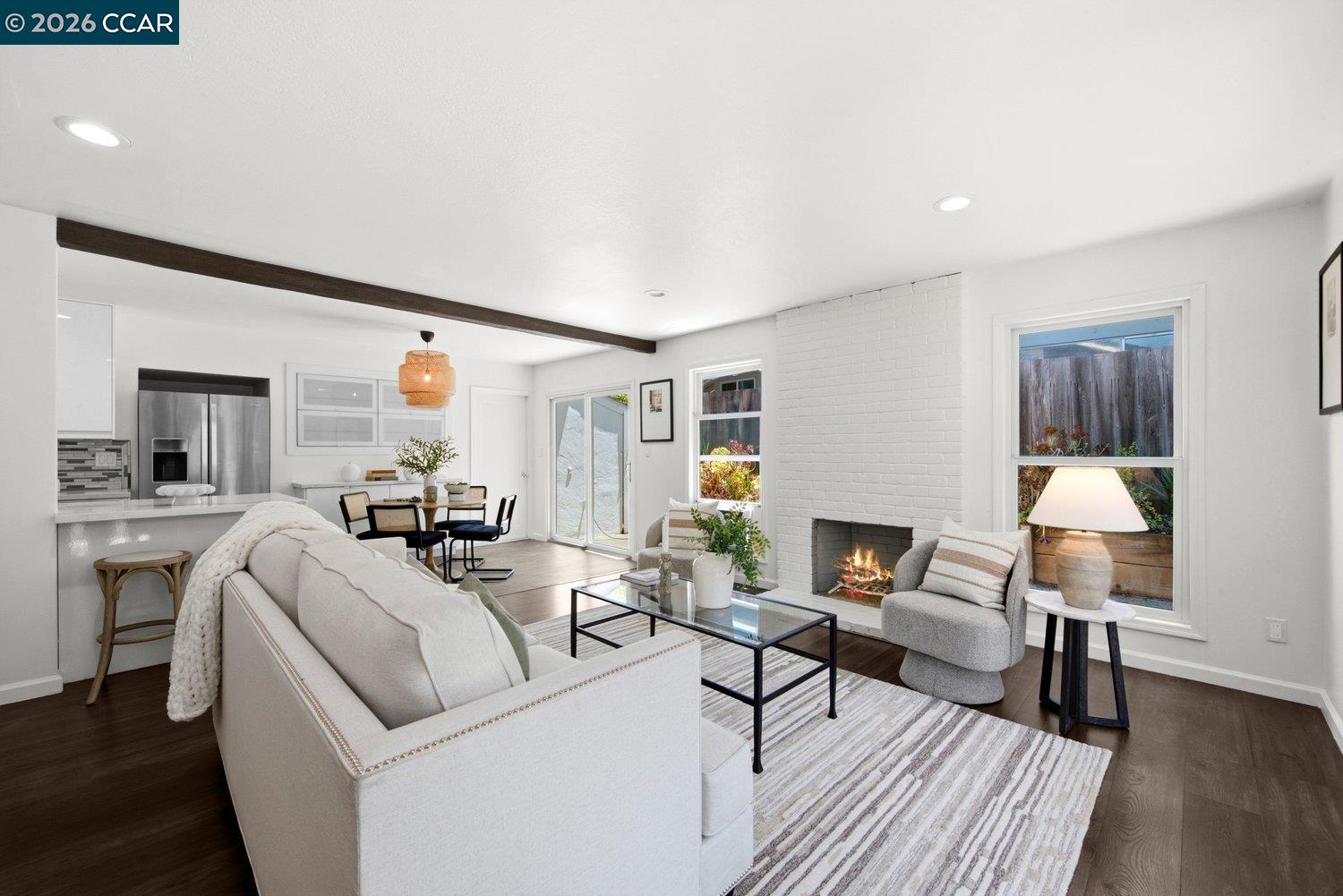 4112 Churchill Dr