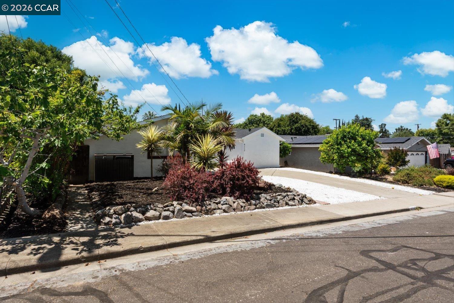 4112 Churchill Dr