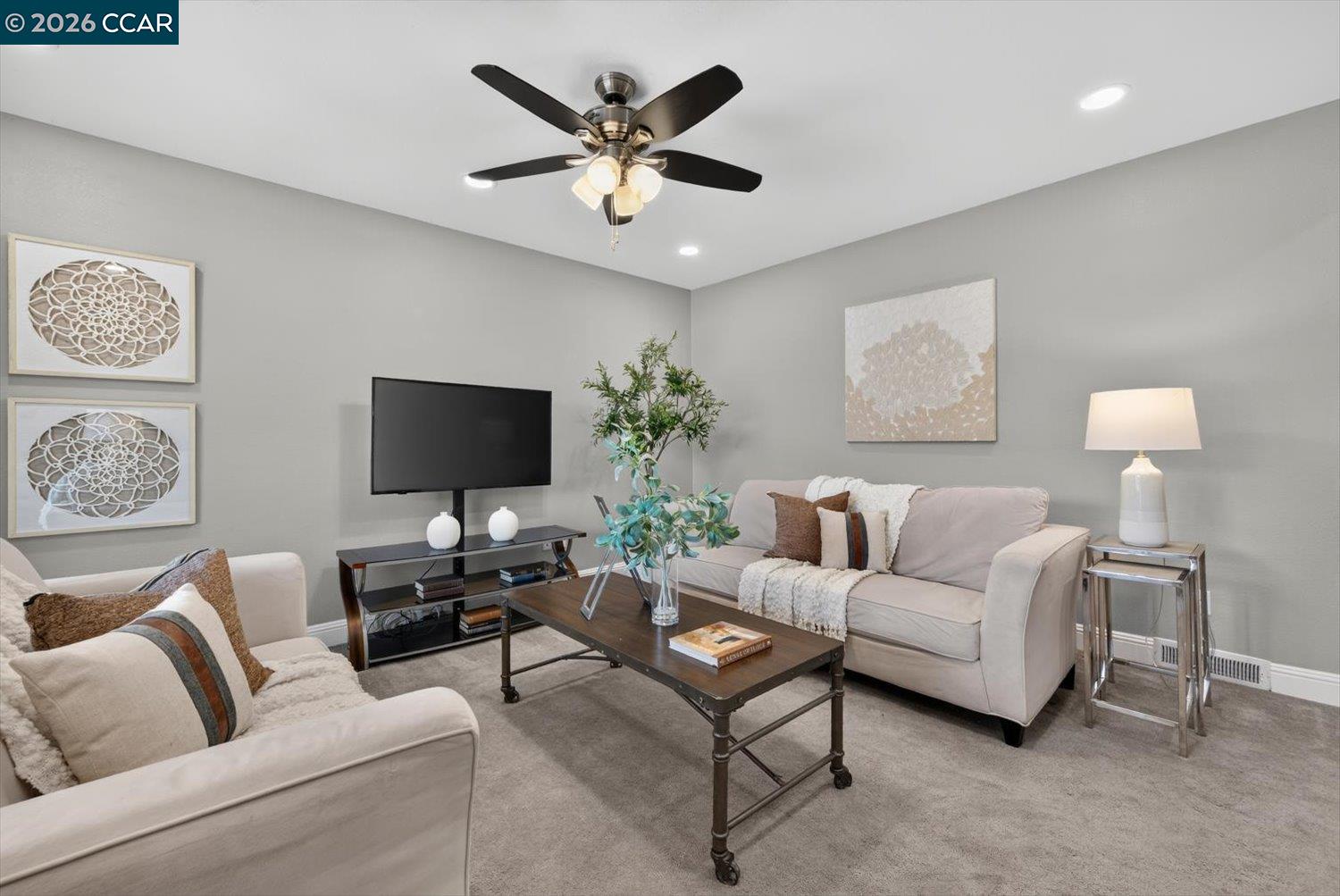 1617 Greenridge Dr