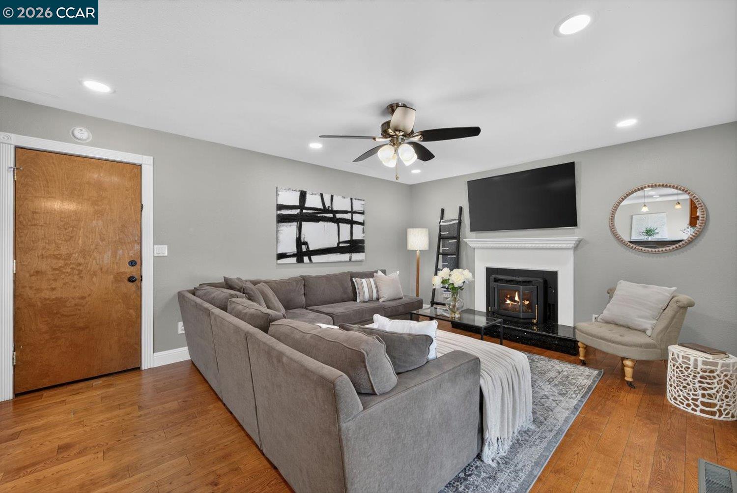1617 Greenridge Dr