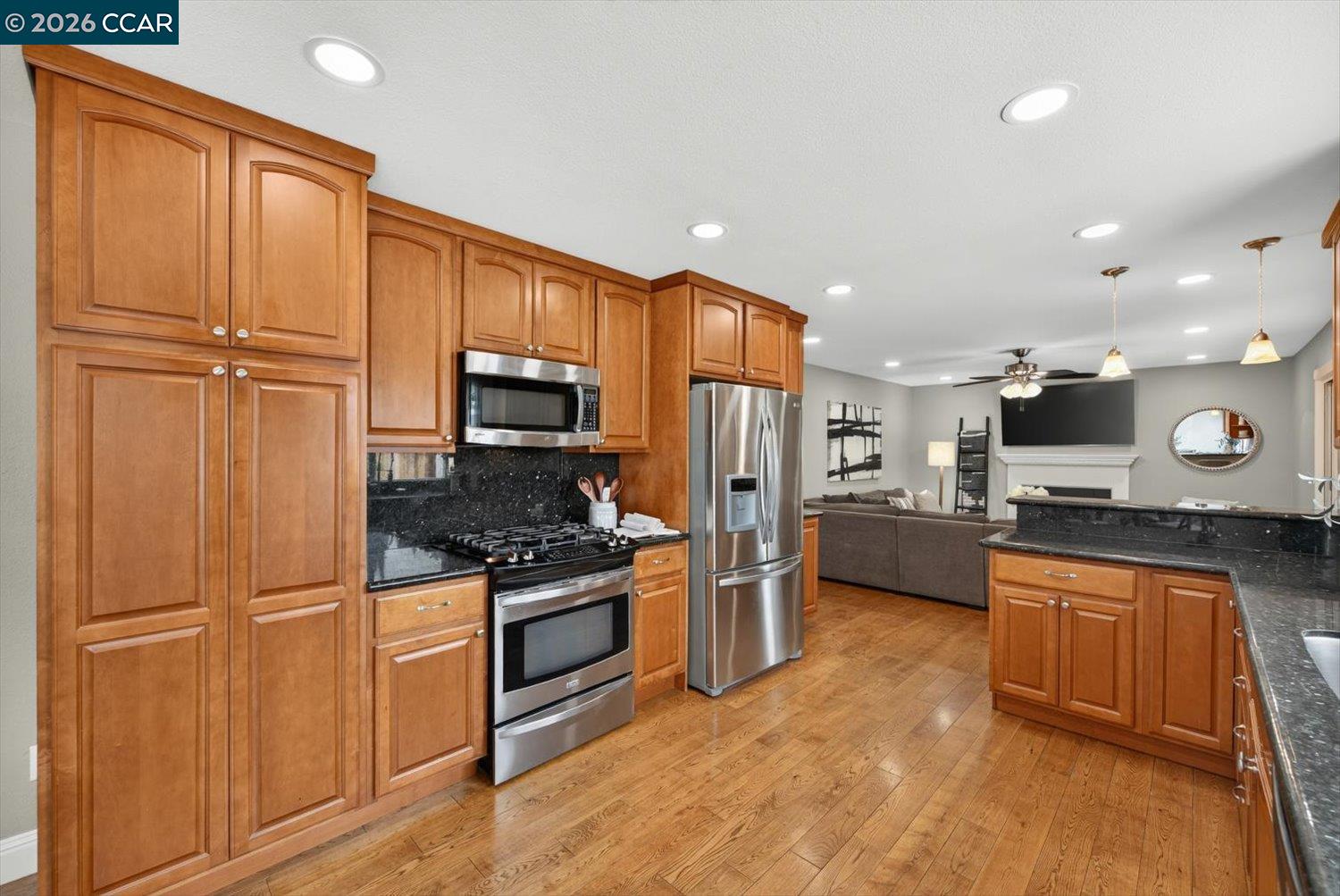 1617 Greenridge Dr