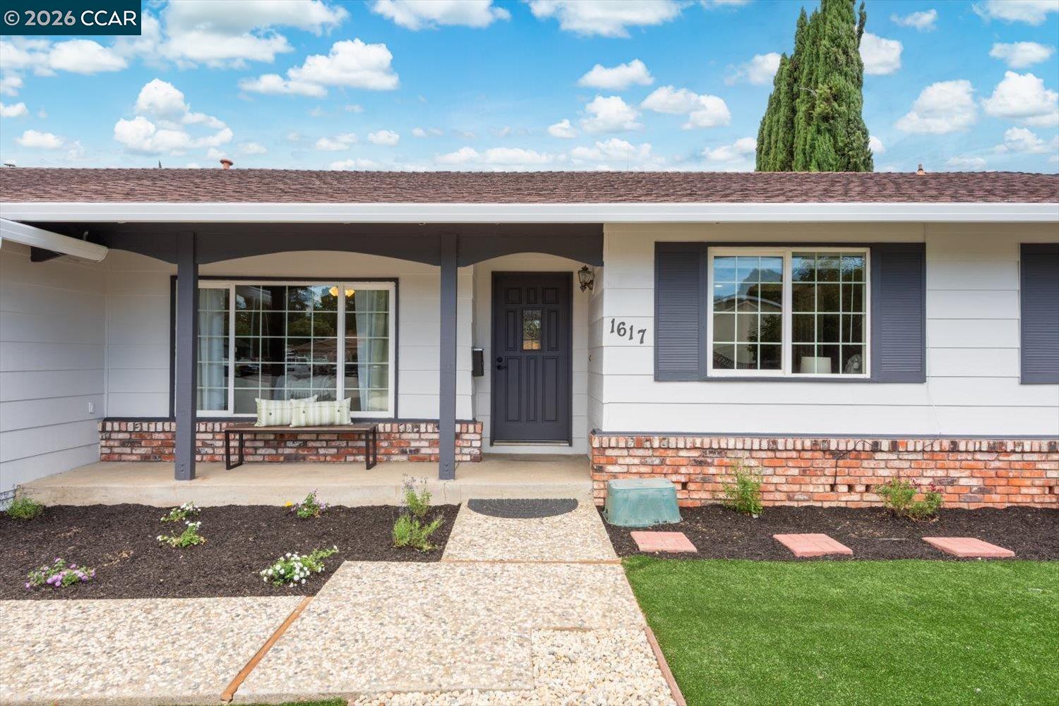 1617 Greenridge Dr