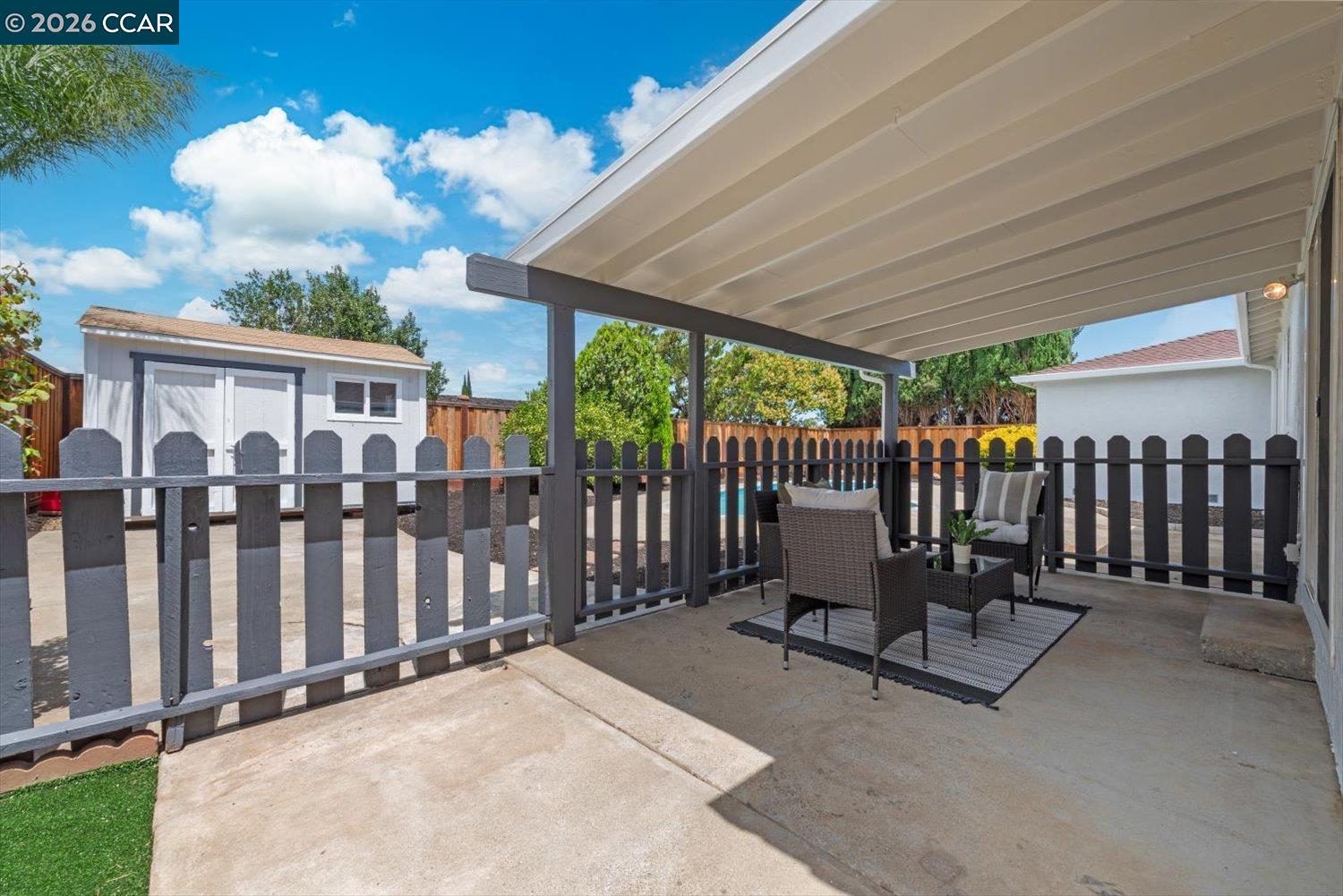 1617 Greenridge Dr