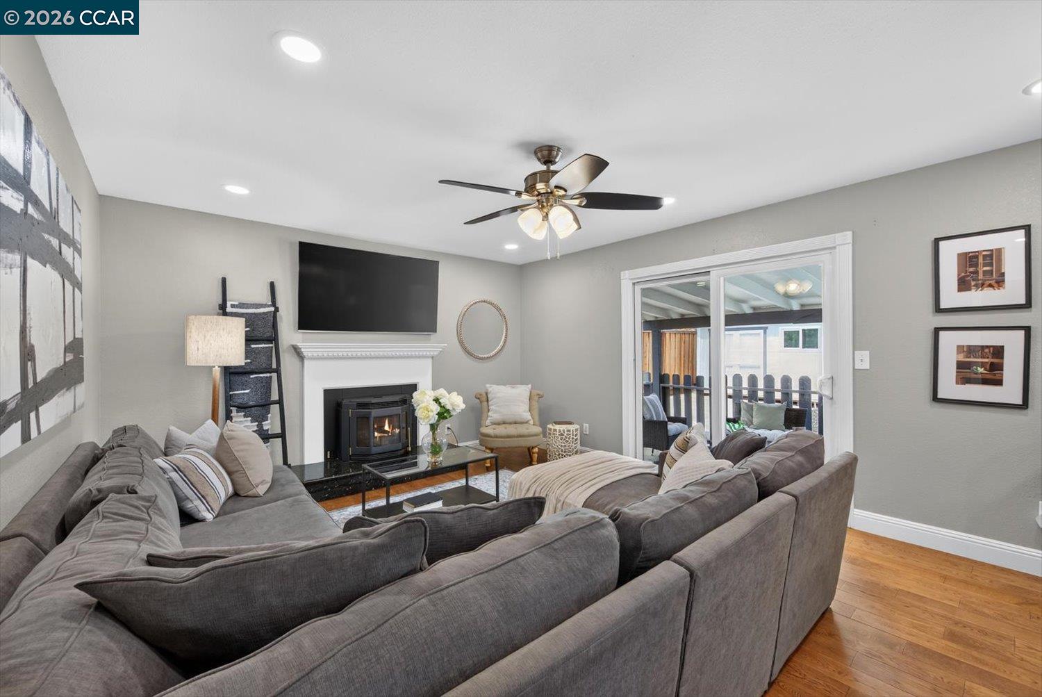 1617 Greenridge Dr