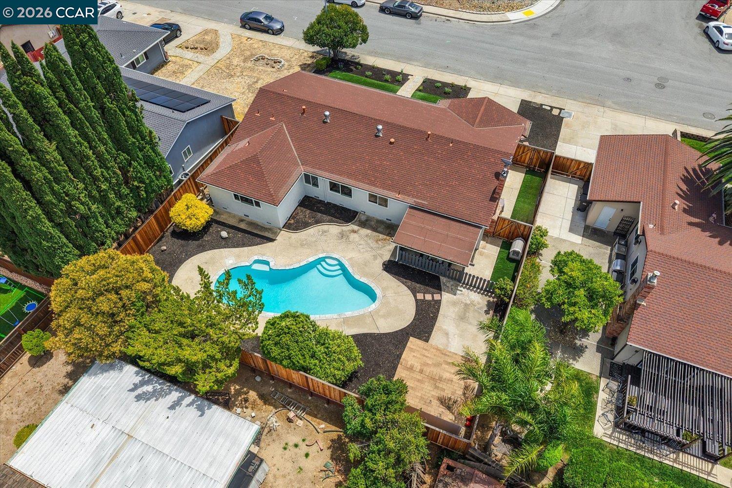 1617 Greenridge Dr