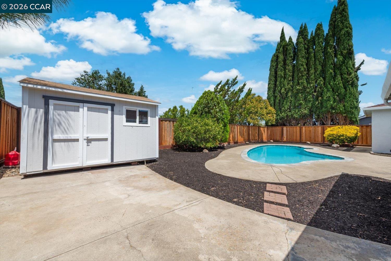 1617 Greenridge Dr