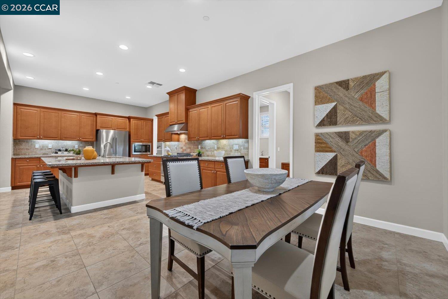 447 Avondale Ct