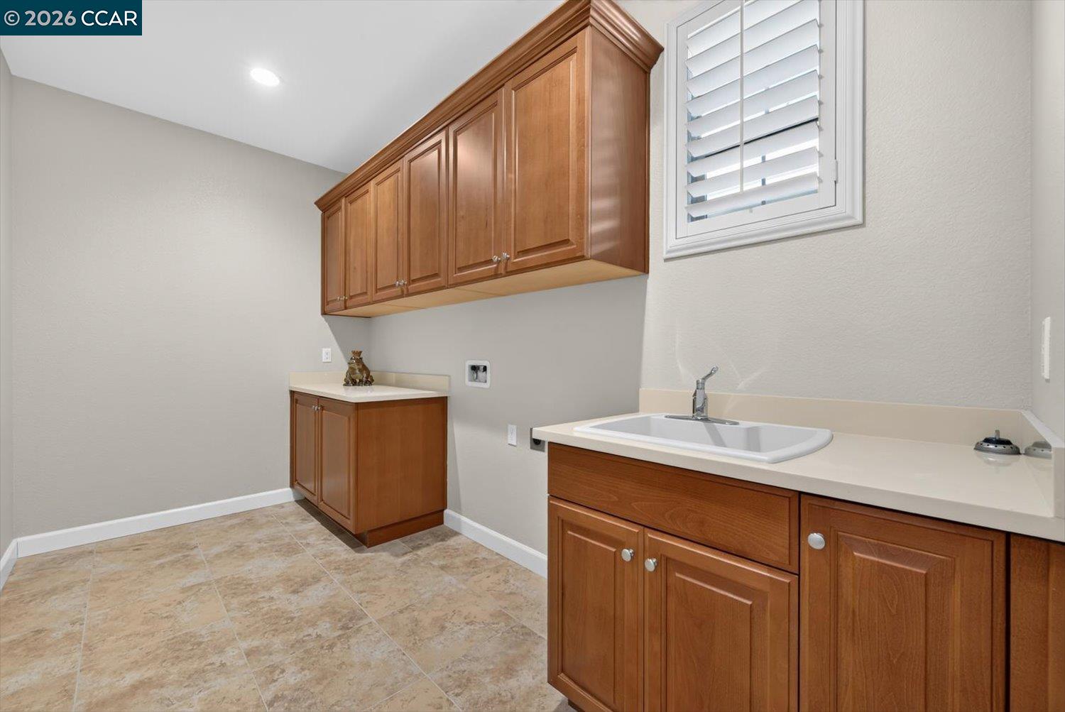 447 Avondale Ct