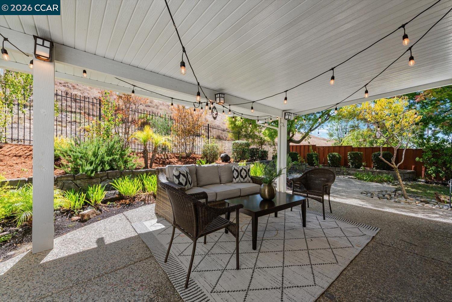 1116 Peacock Creek Dr